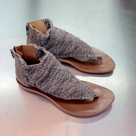 HOST PICK!!! Cydwoq woven gray suede leather. NEW in original box. - Picture 8 of 11
